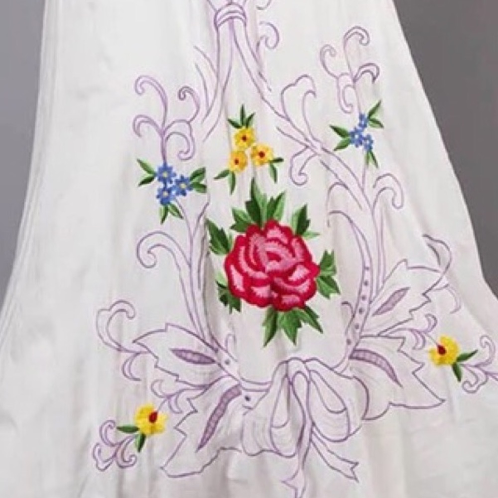 RESTOCKING🎉Unicorn Gypsy Embroidered Maxi Dress - Picture 3 of 5